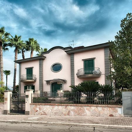 Villa Laura Cisterna di Latina Extérieur photo