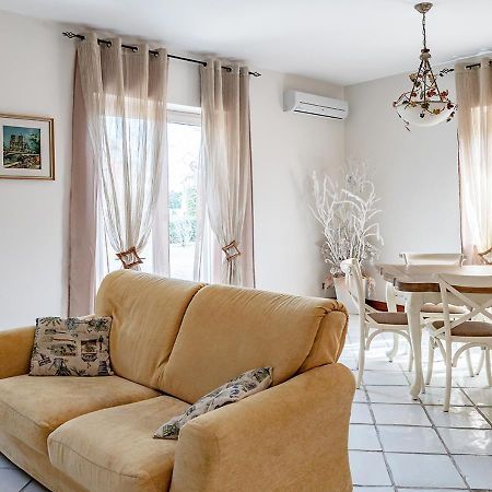 Villa Laura Cisterna di Latina Extérieur photo